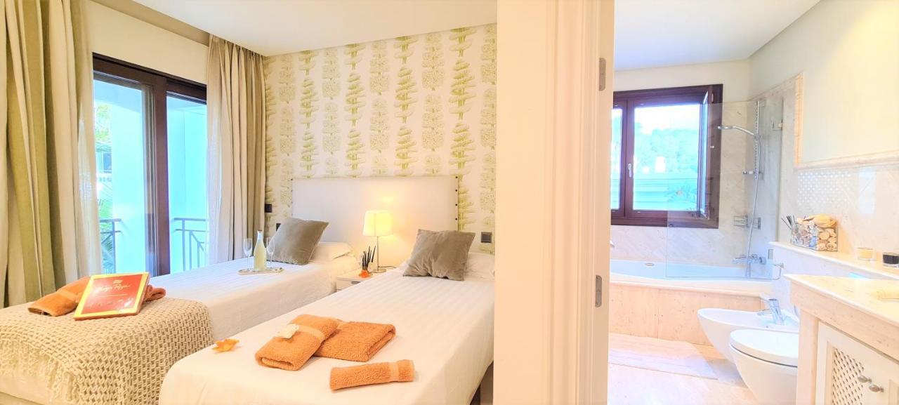 Luxury Apartment Frontal Beach In Doncella Beach Estepona Eksteriør billede
