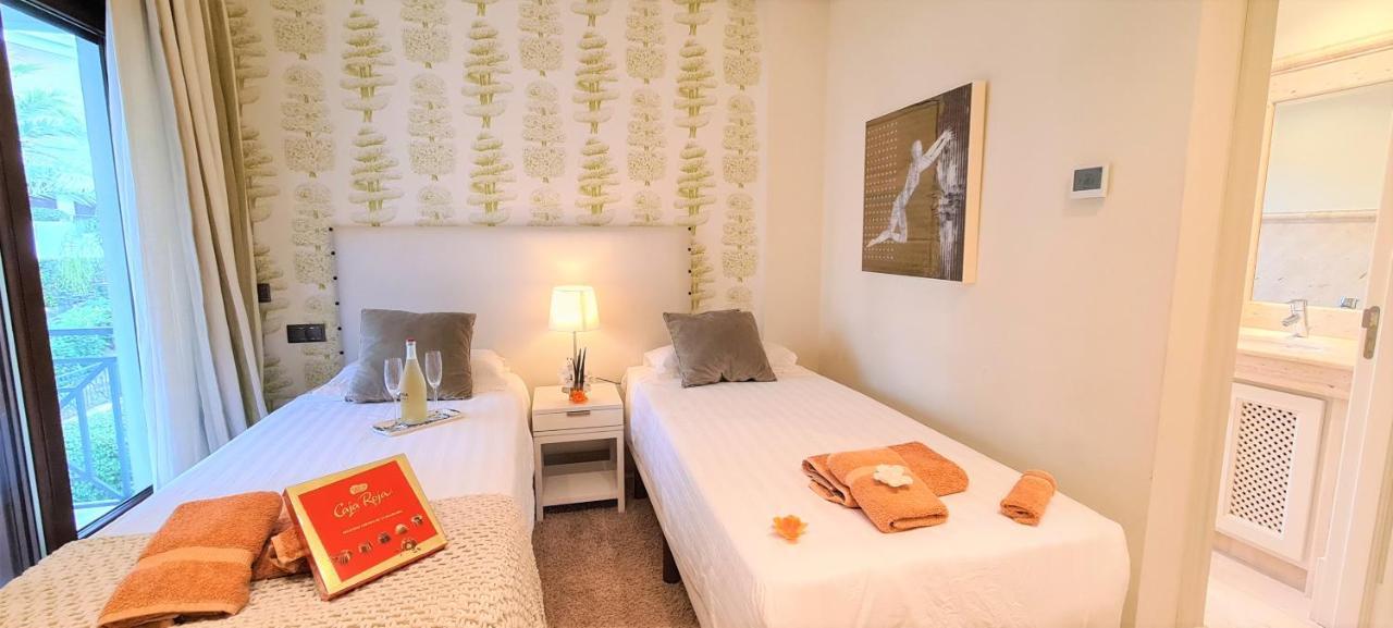 Luxury Apartment Frontal Beach In Doncella Beach Estepona Eksteriør billede