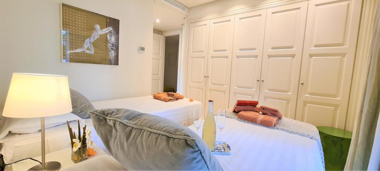 Luxury Apartment Frontal Beach In Doncella Beach Estepona Eksteriør billede