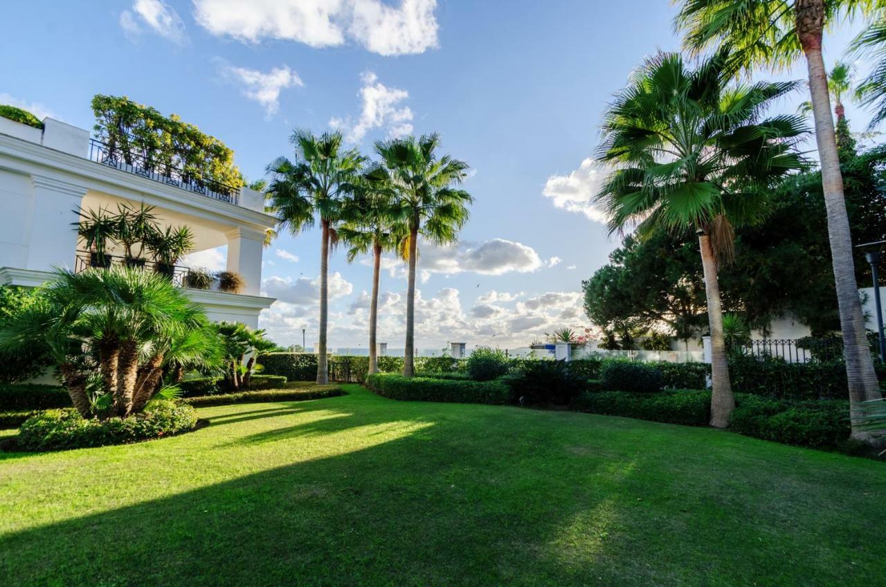 Luxury Apartment Frontal Beach In Doncella Beach Estepona Eksteriør billede